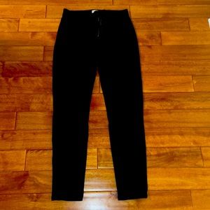 JCrew toothpick skinny jeans. Worn once. Size 28. Good stretch, holds form.
